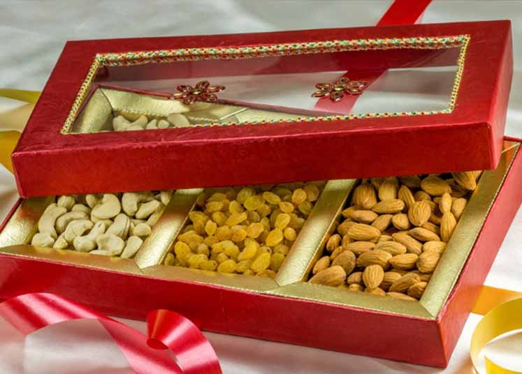 Buy Dry Fruits Gift Boxes from India's leading online stores- healthy master